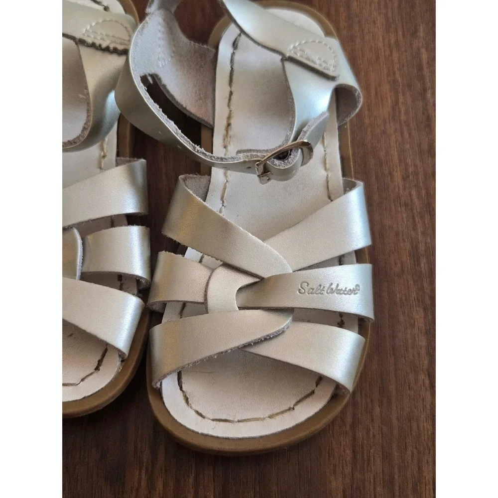 SaltWater Sandals Hoy Shoes Retro Metallic Silver Leather Sandals Kids 11 Silver